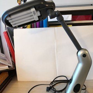 Lights of America Sunlight Desk Lamp